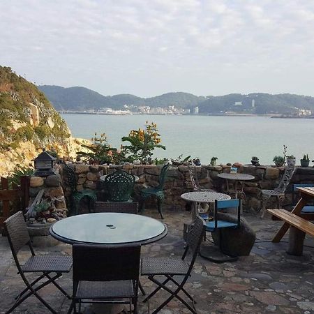 Furen Homestay Nangan Exterior photo