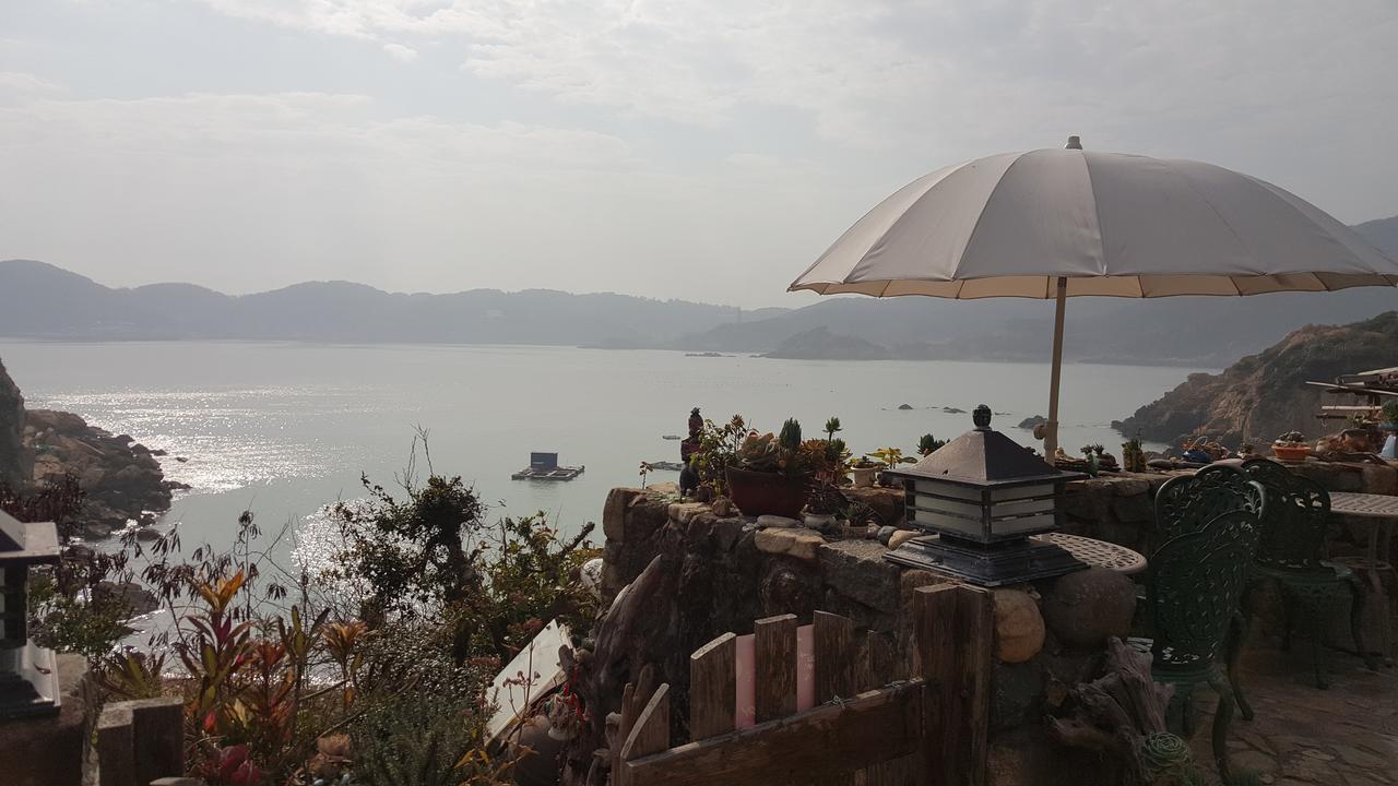 Furen Homestay Nangan Exterior photo